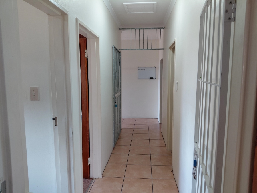 4 Bedroom Property for Sale in Heuwelkruin Eastern Cape